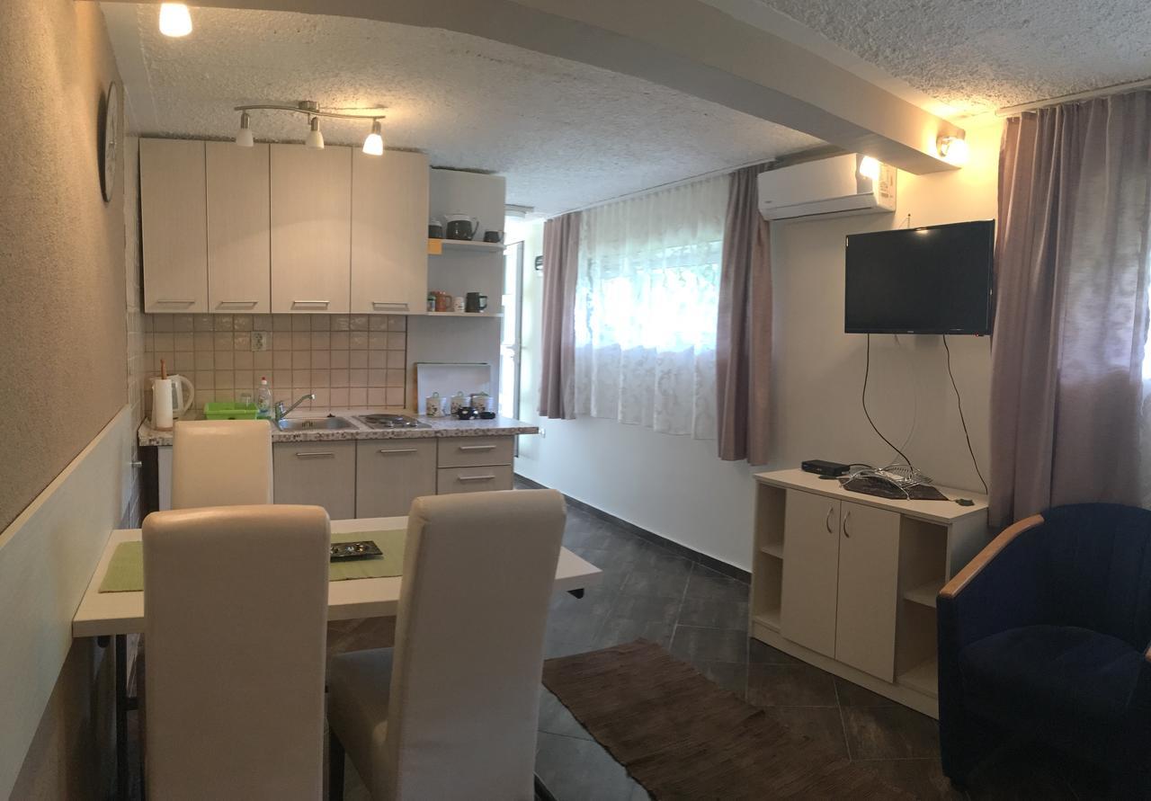 Apartment Garden Kotor Ngoại thất bức ảnh