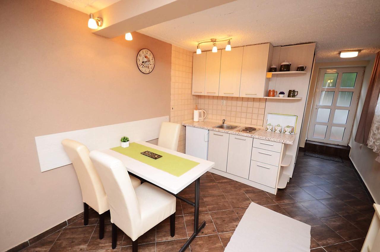 Apartment Garden Kotor Ngoại thất bức ảnh